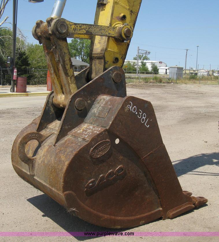 image for item B8022 1999 Komatsu PC300LC-6LE excavator