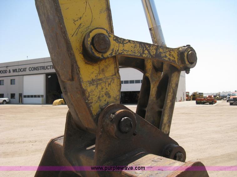 image for item B8022 1999 Komatsu PC300LC-6LE excavator