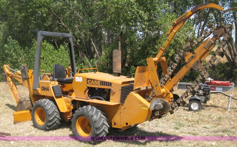 image for item B8054 1980 Case DH4 trencher