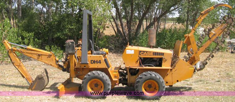 image for item B8054 1980 Case DH4 trencher