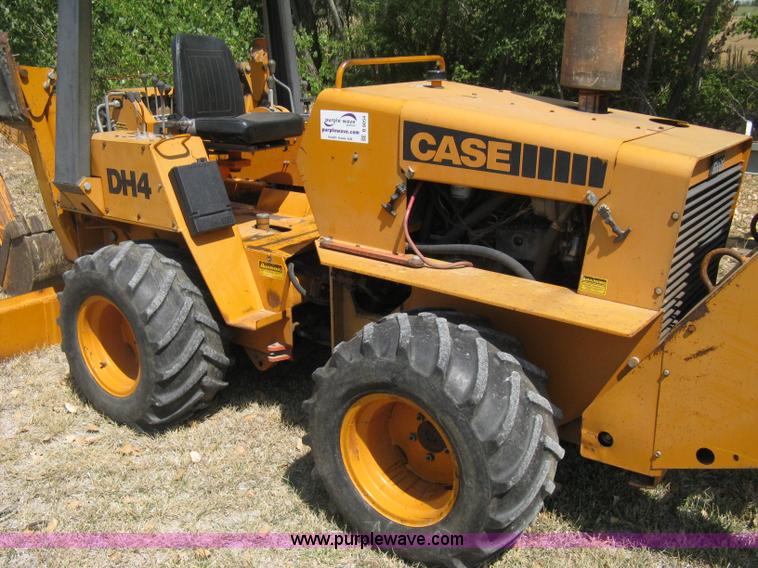 image for item B8054 1980 Case DH4 trencher