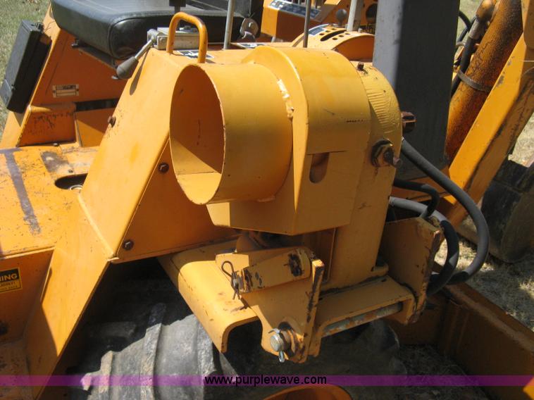 image for item B8054 1980 Case DH4 trencher