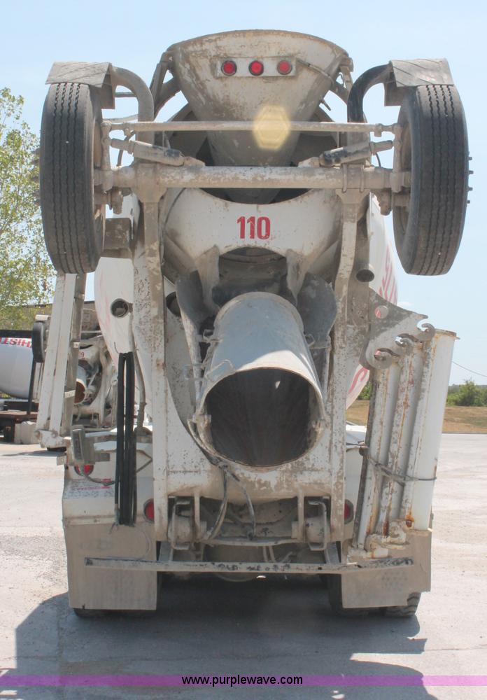 image for item C2754 1999 Sterling L9511 cement mixer truck