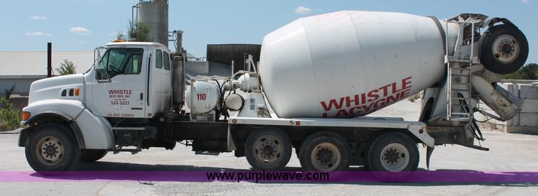 image for item C2754 1999 Sterling L9511 cement mixer truck