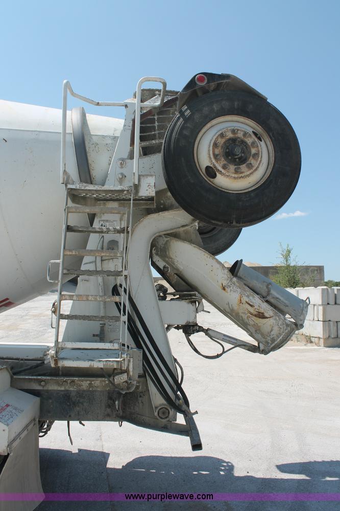 image for item C2754 1999 Sterling L9511 cement mixer truck