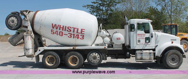 image for item C2755 2000 Kenworth W900B cement mixer truck