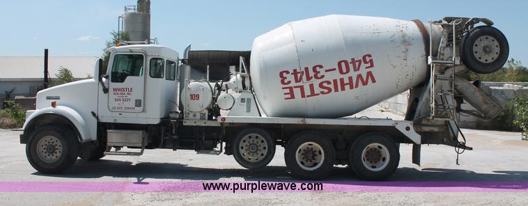 image for item C2755 2000 Kenworth W900B cement mixer truck