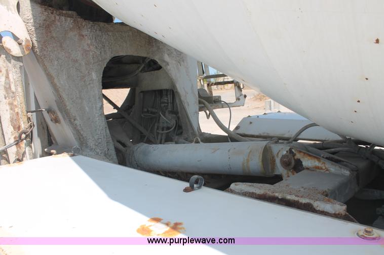 image for item C2755 2000 Kenworth W900B cement mixer truck