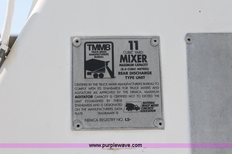 image for item C2755 2000 Kenworth W900B cement mixer truck