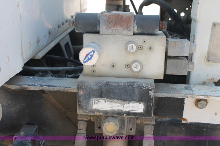 image for item C2755 2000 Kenworth W900B cement mixer truck