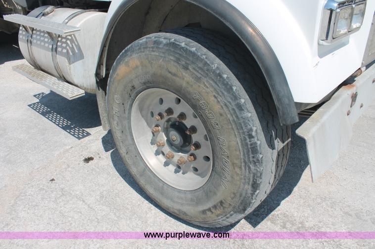 image for item C2755 2000 Kenworth W900B cement mixer truck