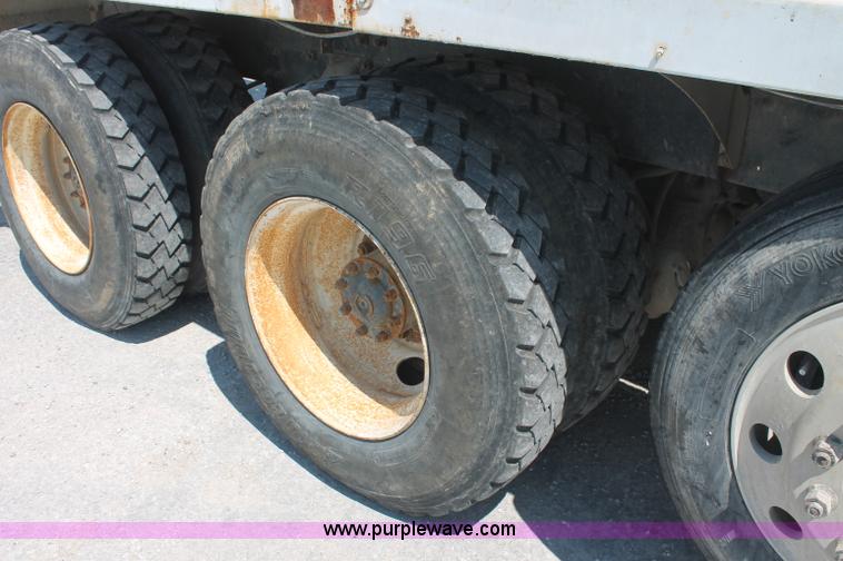 image for item C2755 2000 Kenworth W900B cement mixer truck