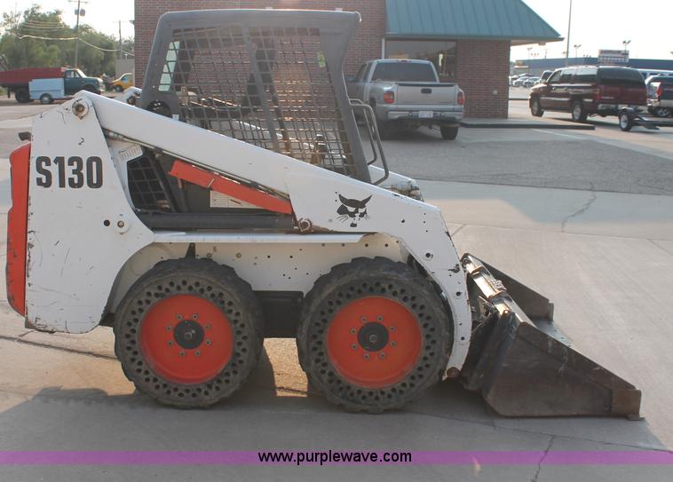 image for item C2772 2007 Bobcat S130 skid steer