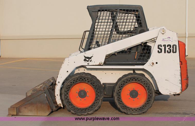 image for item C2772 2007 Bobcat S130 skid steer