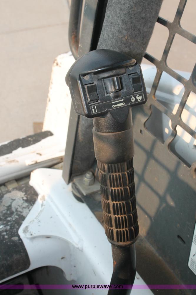 image for item C2772 2007 Bobcat S130 skid steer