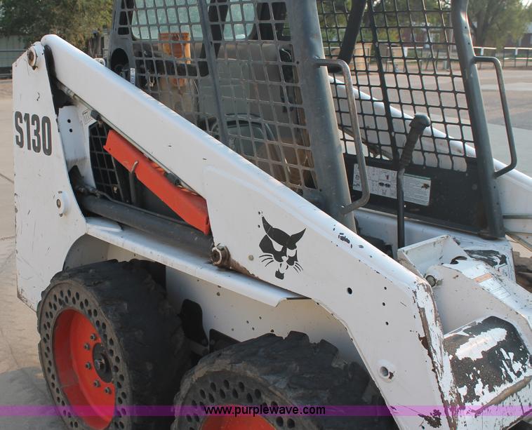 image for item C2772 2007 Bobcat S130 skid steer