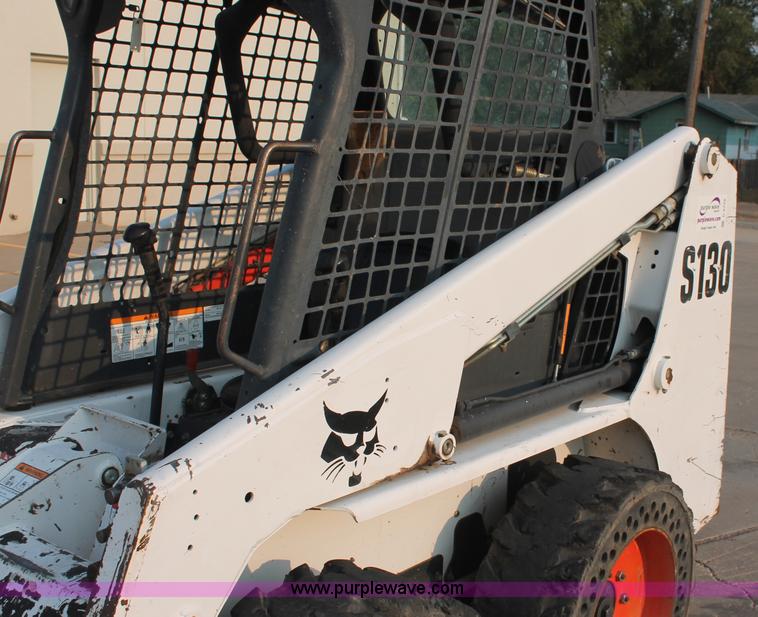 image for item C2772 2007 Bobcat S130 skid steer