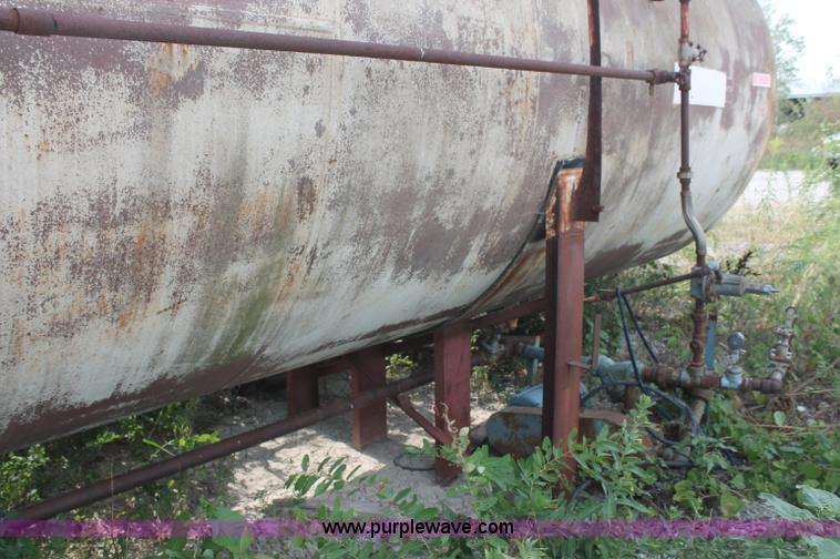 image for item C2778 10,000 gallon industrial propane tank