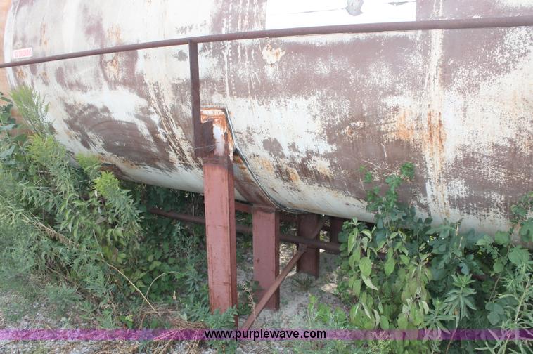 image for item C2778 10,000 gallon industrial propane tank