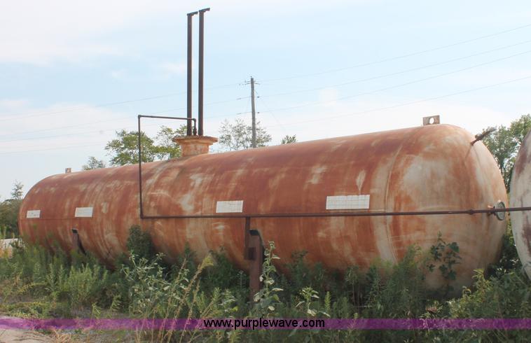 image for item C2779 11,062 gallon industrial propane tank