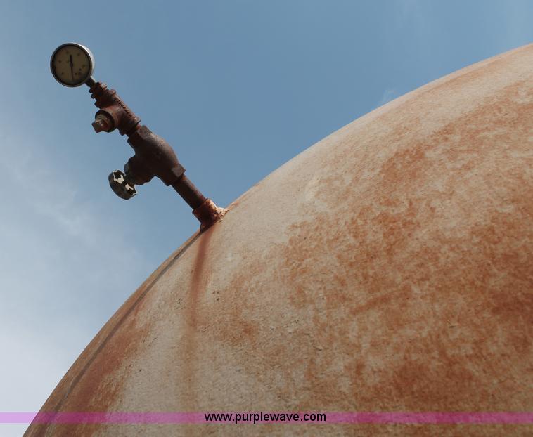 image for item C2779 11,062 gallon industrial propane tank