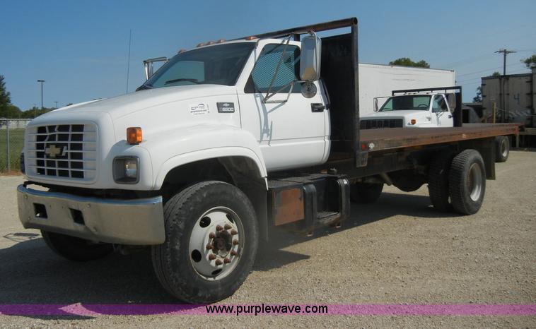 image for item D4601 1997 Chevrolet C6500 flatbed truck