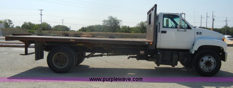 image for item D4601 1997 Chevrolet C6500 flatbed truck