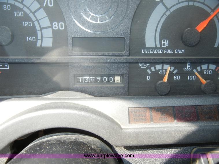 image for item D4601 1997 Chevrolet C6500 flatbed truck