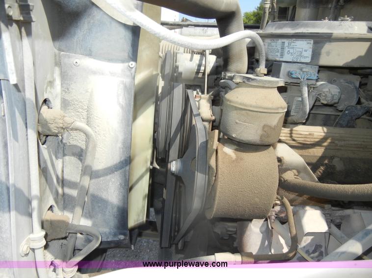 image for item D4601 1997 Chevrolet C6500 flatbed truck