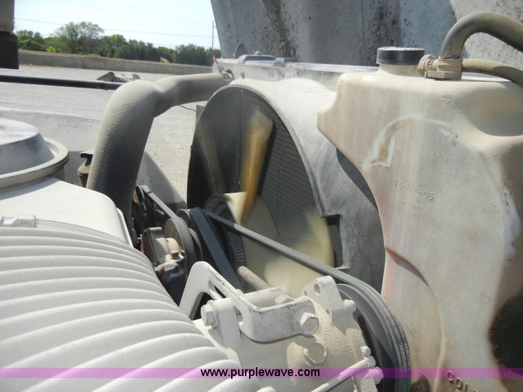 image for item D4601 1997 Chevrolet C6500 flatbed truck