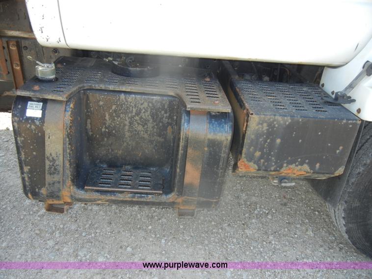 image for item D4601 1997 Chevrolet C6500 flatbed truck