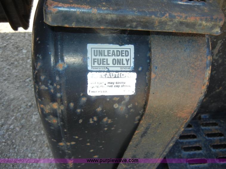 image for item D4601 1997 Chevrolet C6500 flatbed truck