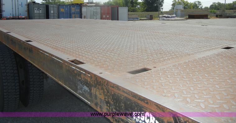 image for item D4601 1997 Chevrolet C6500 flatbed truck