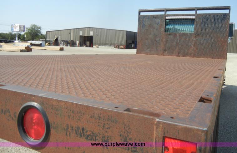 image for item D4601 1997 Chevrolet C6500 flatbed truck