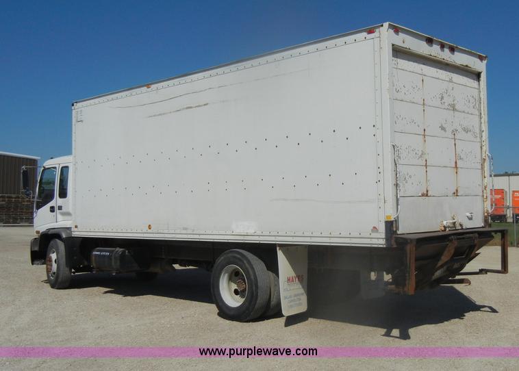image for item D4602 1997 GMC T6500 box truck