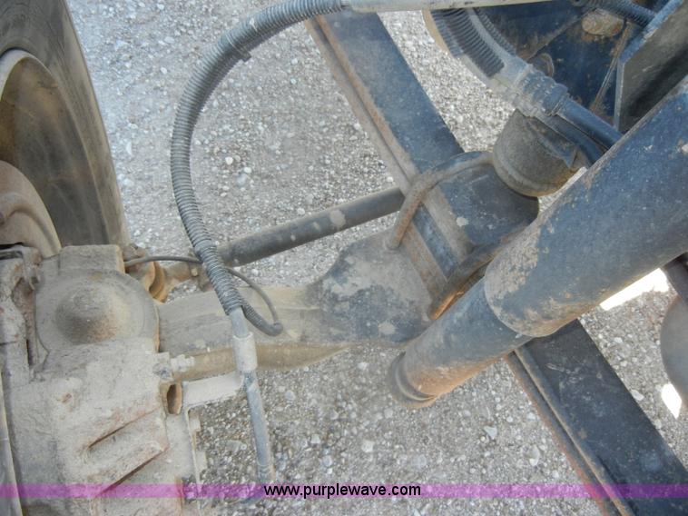 image for item D4602 1997 GMC T6500 box truck