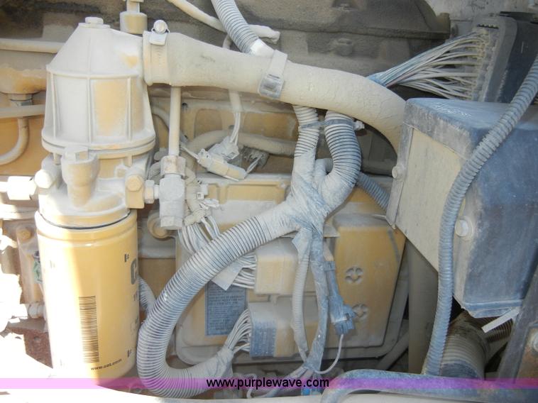 image for item D4602 1997 GMC T6500 box truck