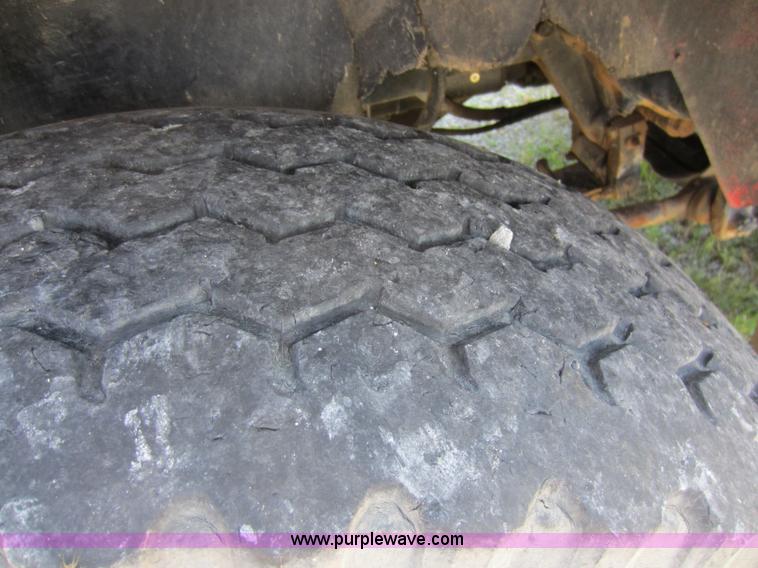 image for item D5548 1984 Kenworth W900 dump truck