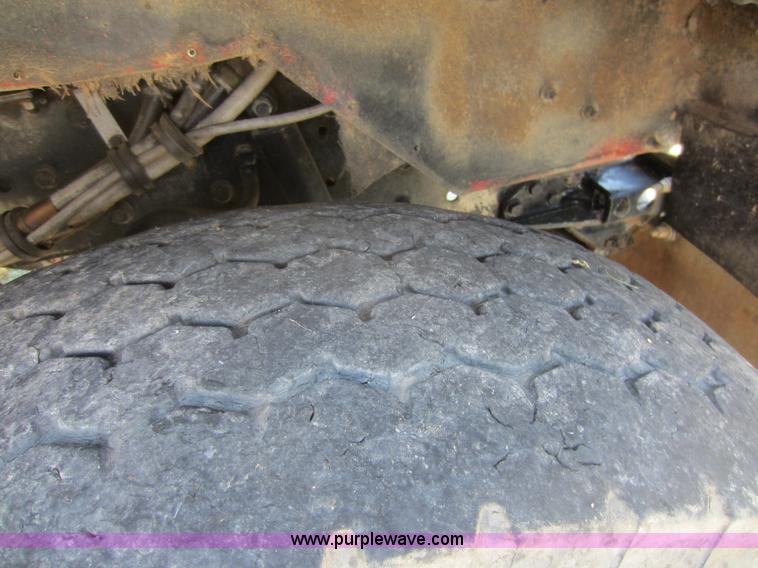 image for item D5548 1984 Kenworth W900 dump truck