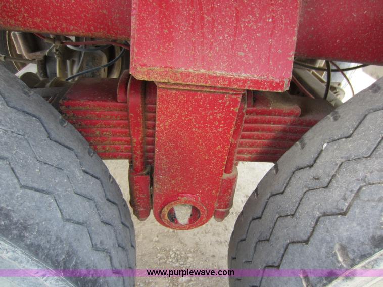 image for item D5617 1997 22' end dump trailer