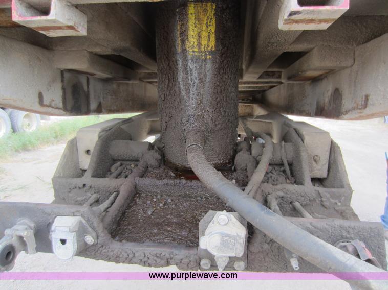 image for item D5617 1997 22' end dump trailer