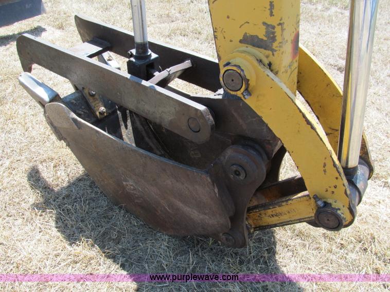 image for item E2017 2002 Caterpillar 304.5 mini excavator