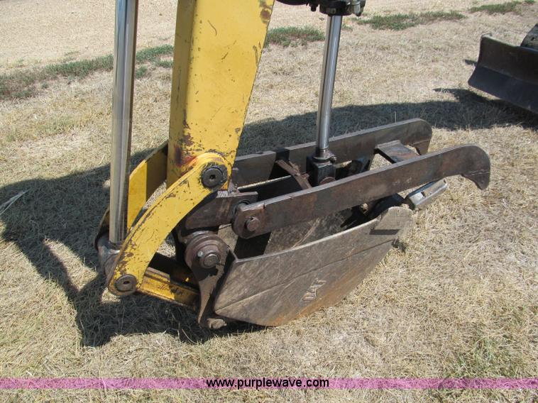 image for item E2017 2002 Caterpillar 304.5 mini excavator