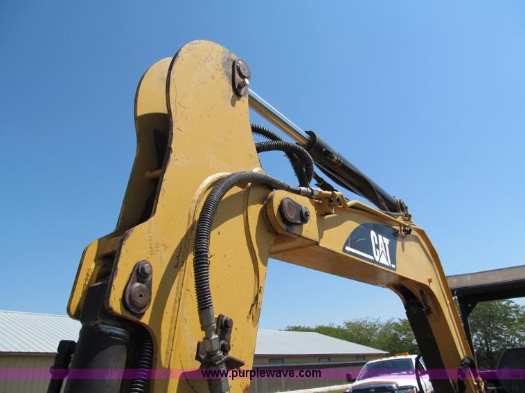 image for item E2017 2002 Caterpillar 304.5 mini excavator