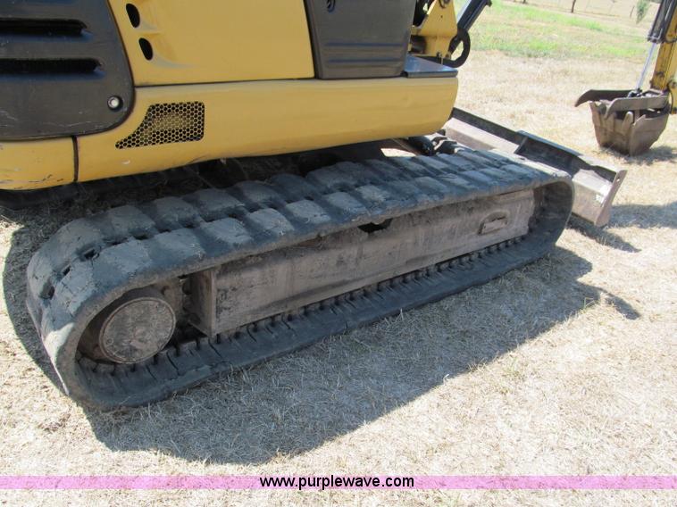 image for item E2017 2002 Caterpillar 304.5 mini excavator