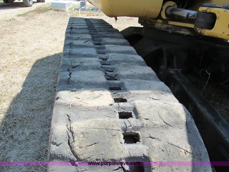 image for item E2017 2002 Caterpillar 304.5 mini excavator