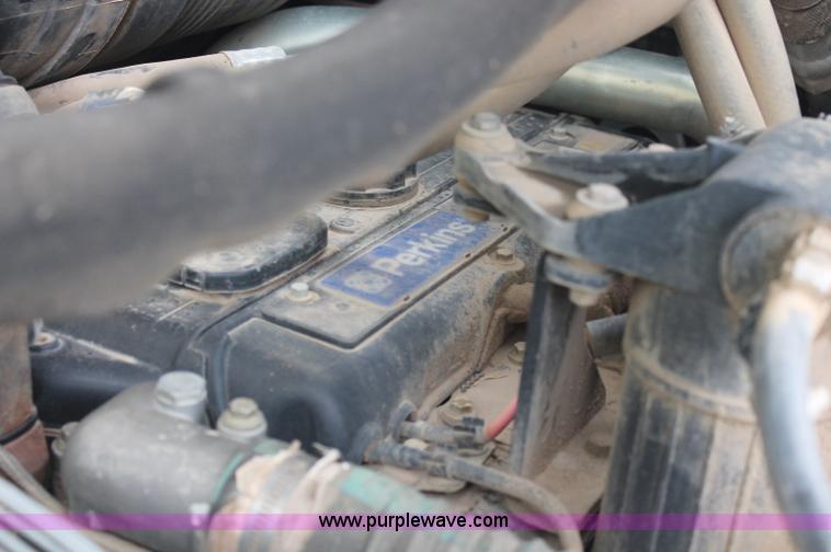 image for item E2035 2007 ASV PT100 track skid steer