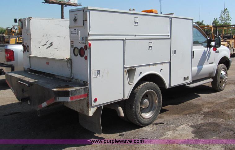 image for item E2036 2000 Ford F550 service truck