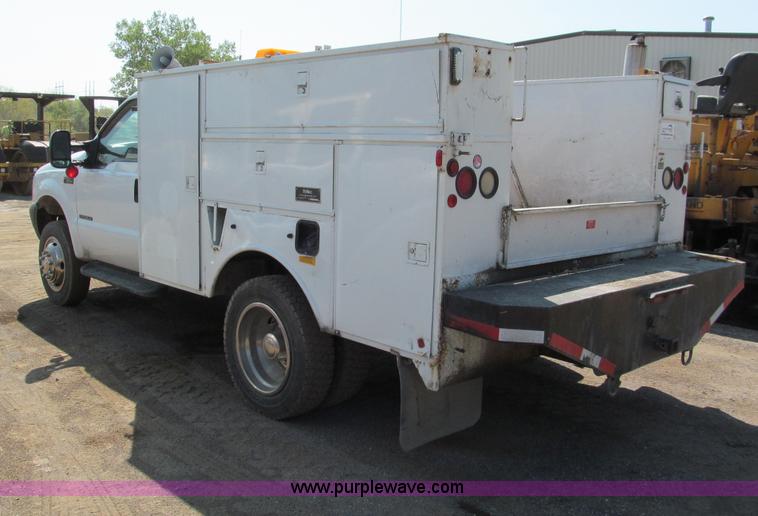 image for item E2036 2000 Ford F550 service truck