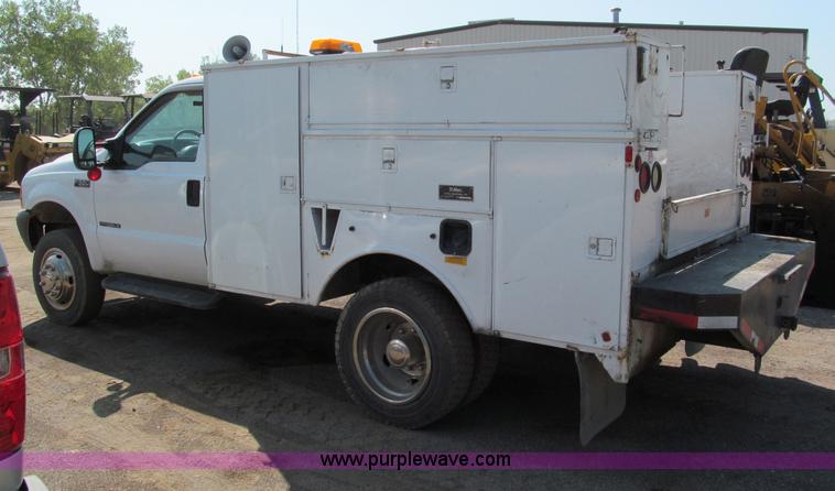 image for item E2036 2000 Ford F550 service truck